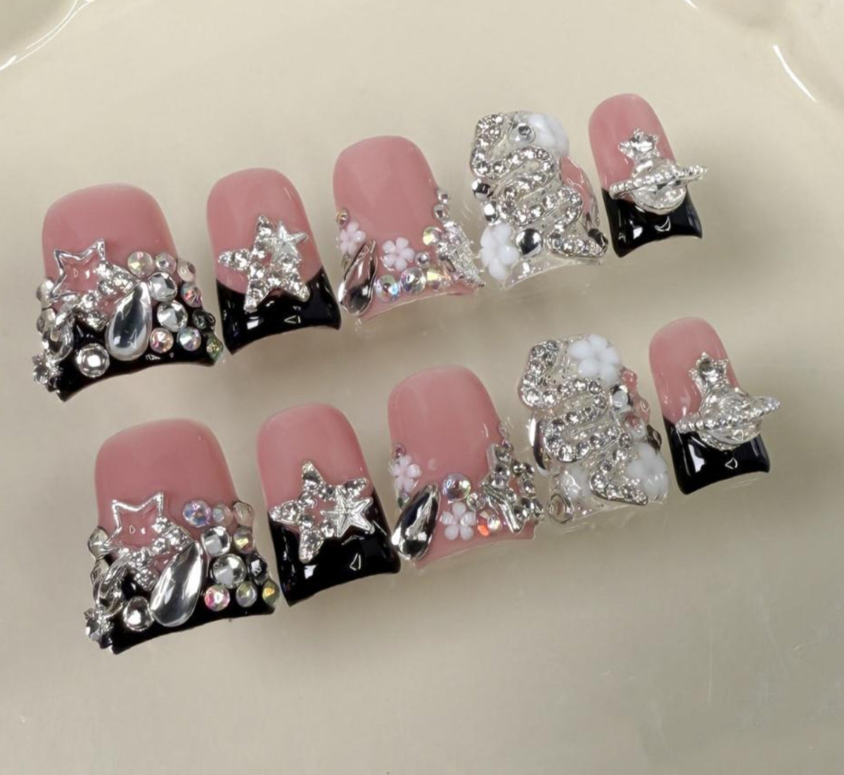 3D Black French